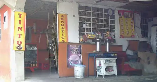 TIENDA CARRERA 6 181A CON 20 TIENDA CARRERA 6 181A CON 20